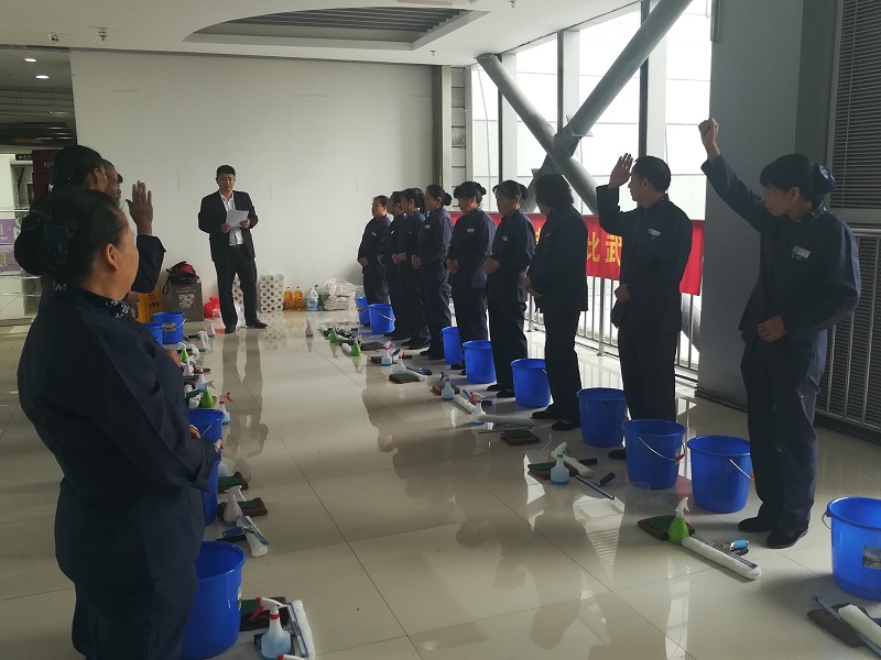 厦门孔雀河寒冬练兵,驻场保洁技能大比武